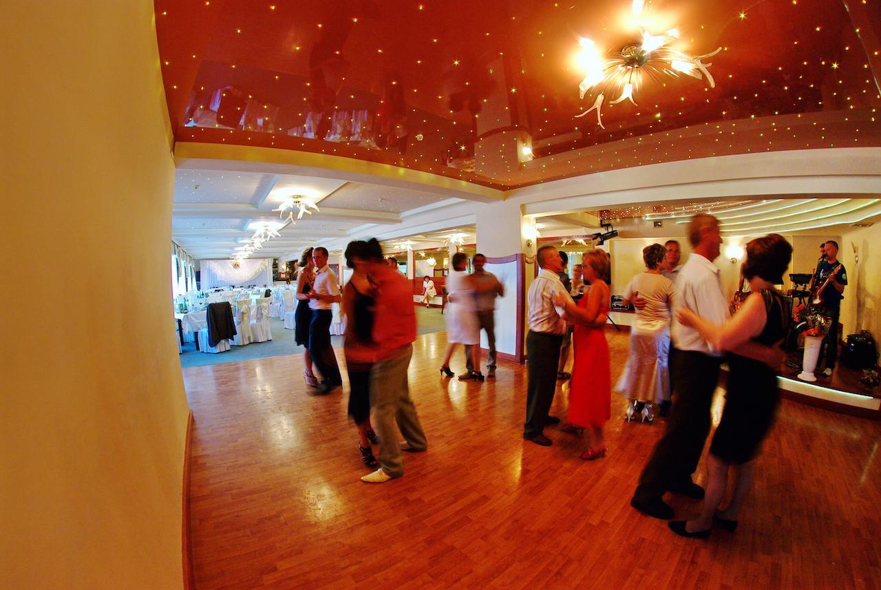 Hotel Mirage Sudovaya Vishnya 外观 照片
